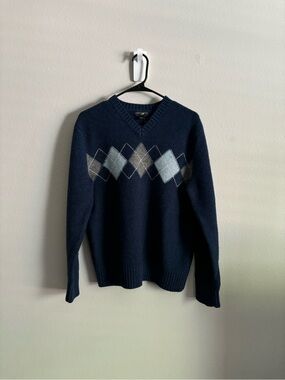 Banana Republic Navy V-Neck Argyle Sweater with Light Blue and Gray Diamonds